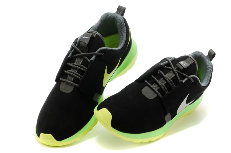 NIKE ROSHERUN NM 3M fur vert noir nouvelles chaussures (2)